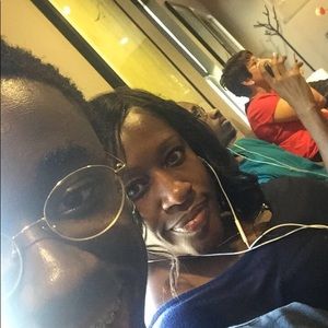 Meet your Posher, Shad